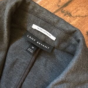 The  Bryant Blazer Size 18‎